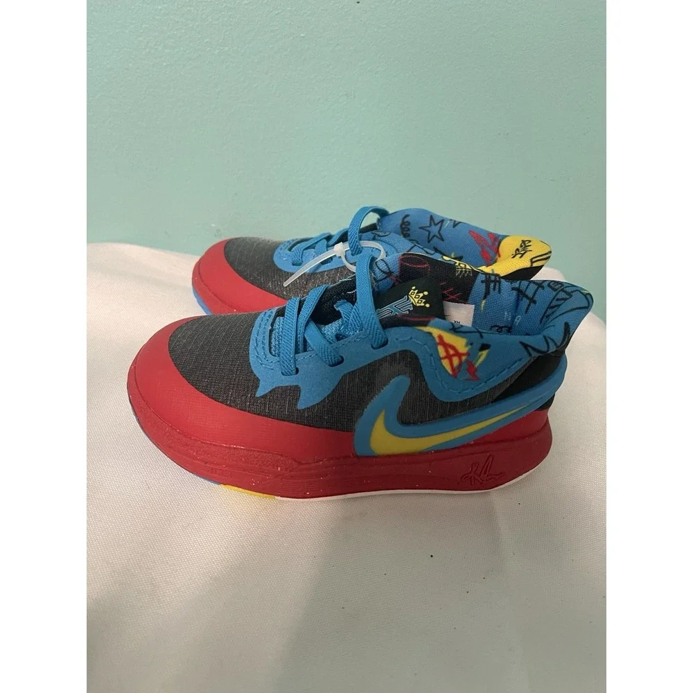 Nike Kids Kyrie 8 go SE Sneakers in Black/Yellow/Red Size 6C‎